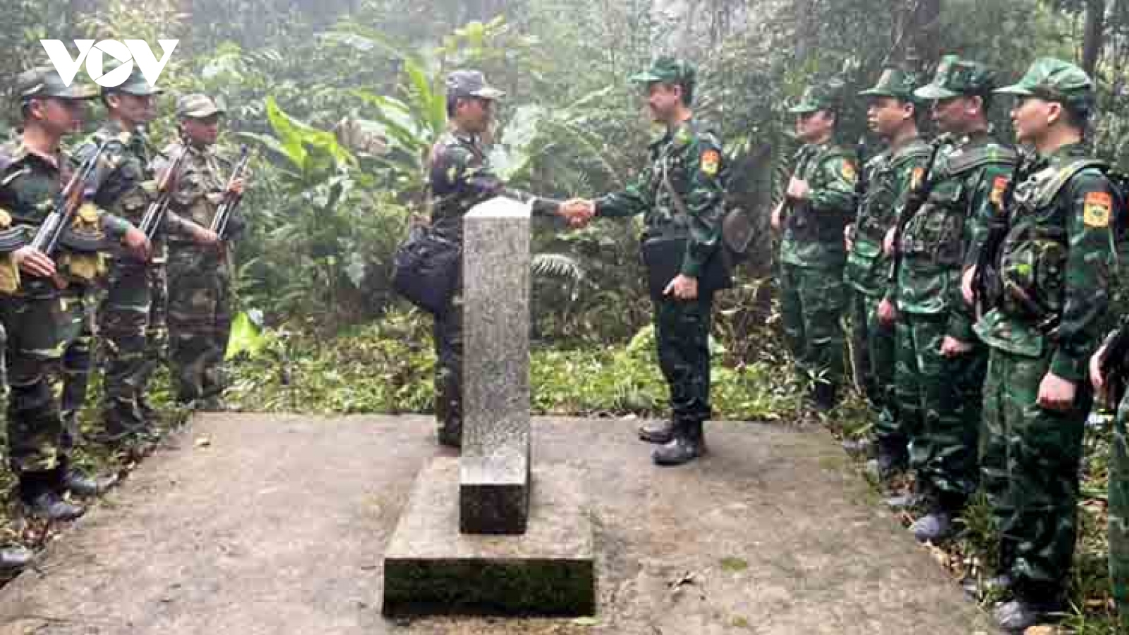 Vietnam and Laos vow to ensure security along shared border